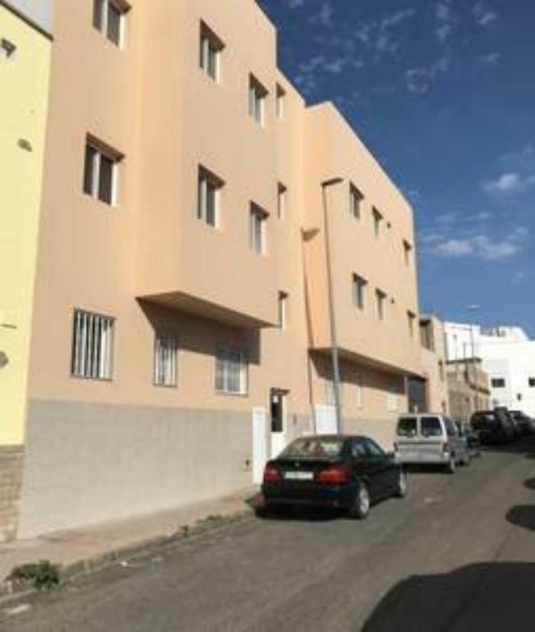 Apartamentos Cerca Del Aeropuerto Ingenio Kültér fotó