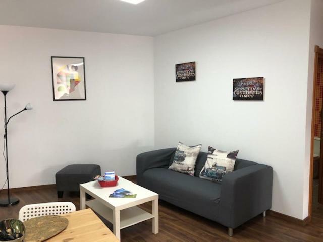 Apartamentos Cerca Del Aeropuerto Ingenio Kültér fotó